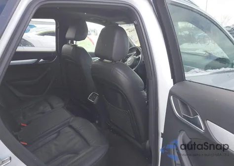 2018 Audi Q3 2.0T Premium/2.0T Sport Premium z USA, uszkodzony, nr VIN WA1JCCFS7JR017648